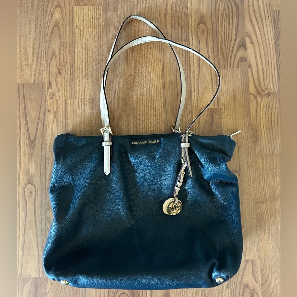 Michael Kors Navy and Cream Tote Bag